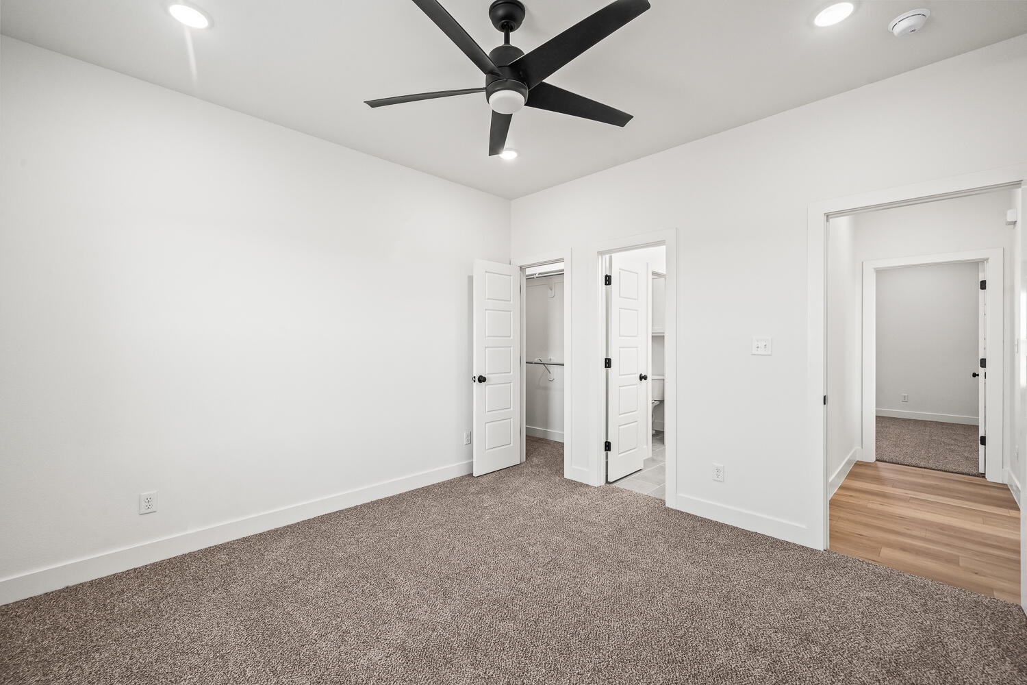 8207 County Rd 6100