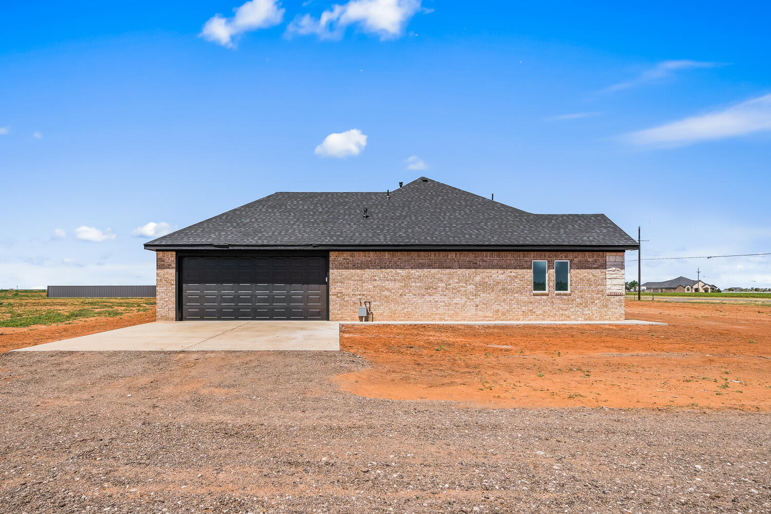 8207 County Rd 6100