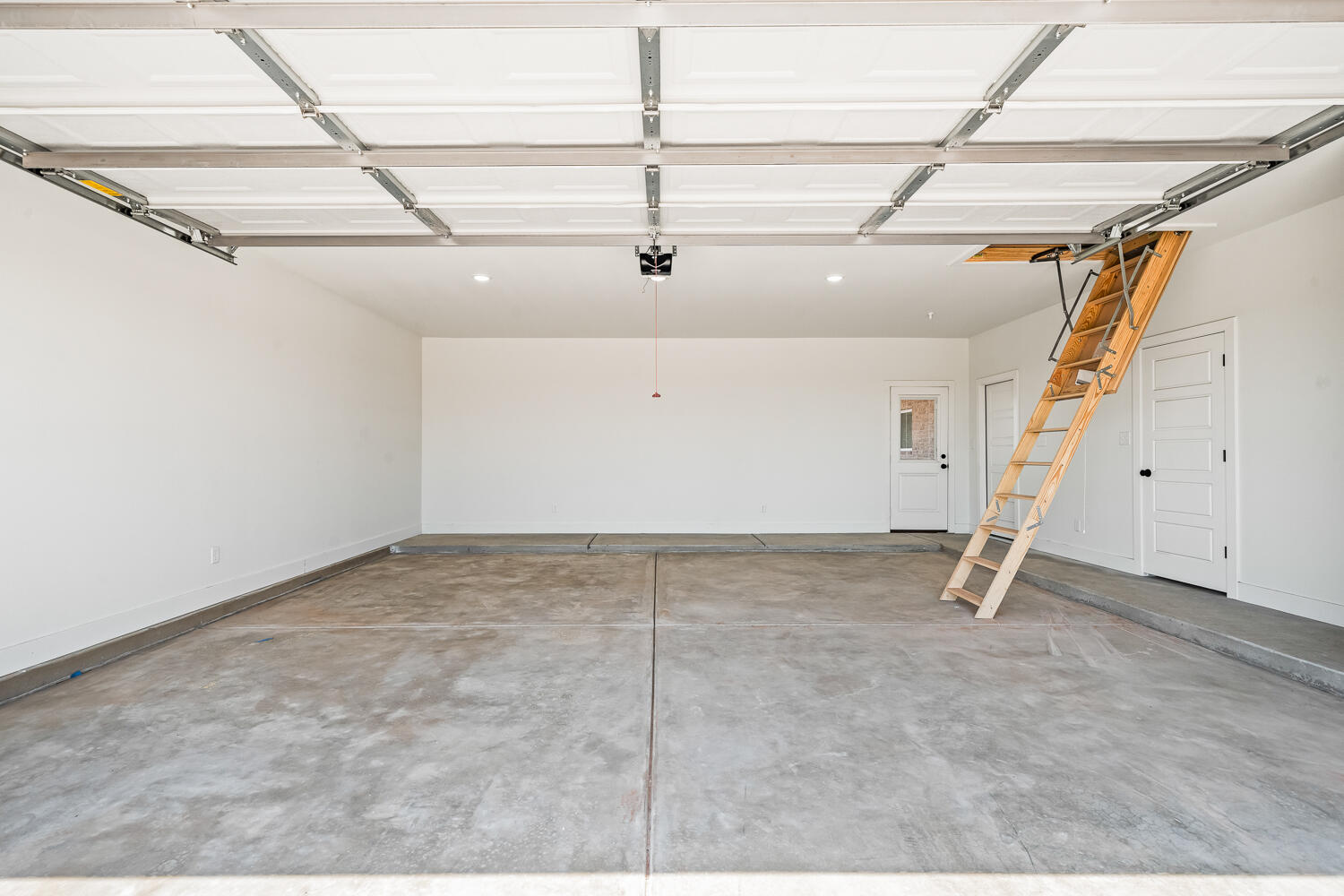 8207 County Rd 6100