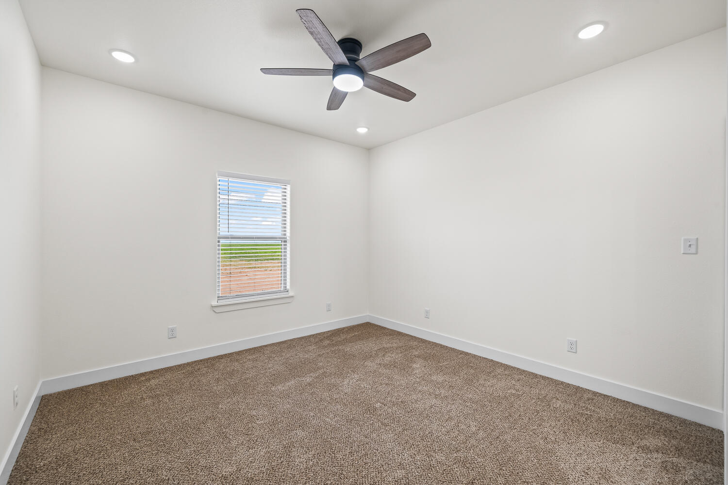 15706 N Farm To Market Rd 179