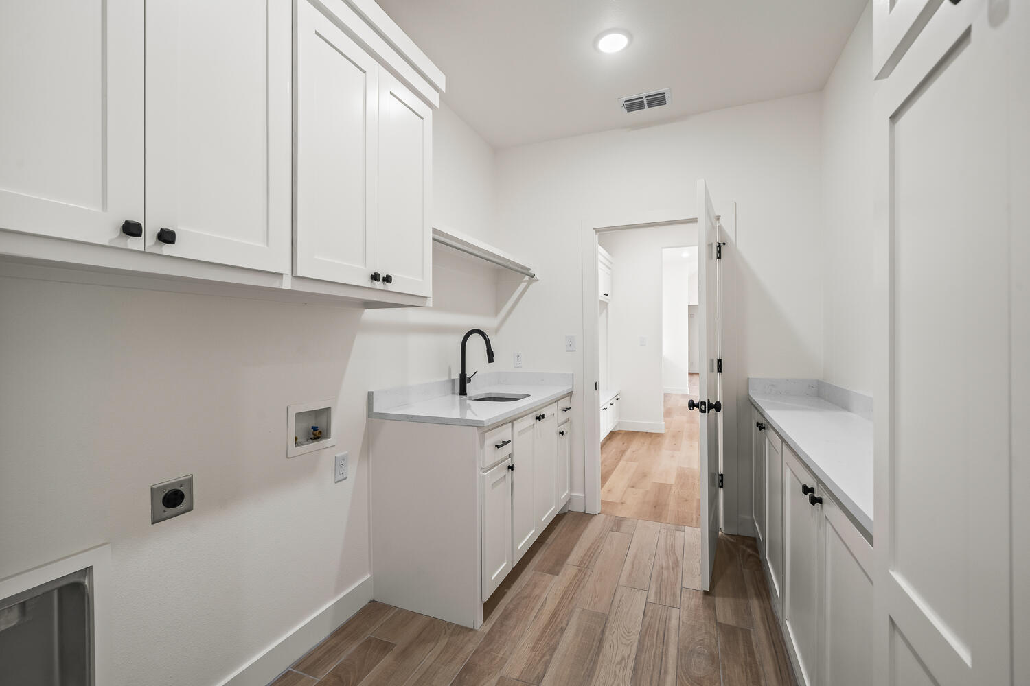 15706 N Farm To Market Rd 179