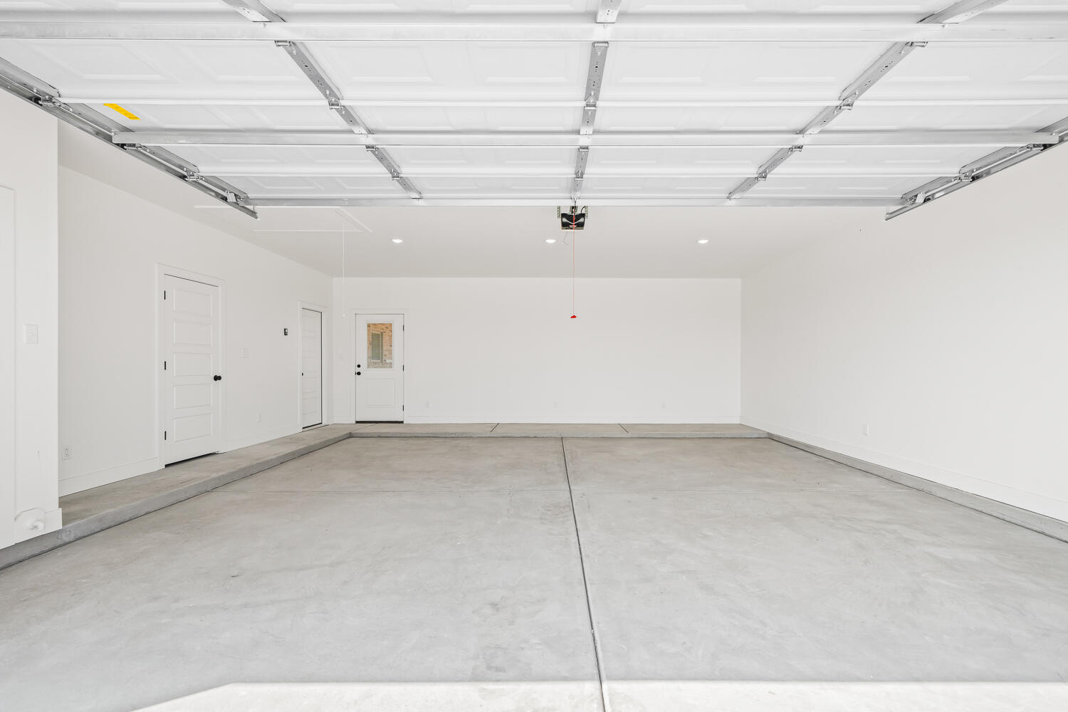 1214 W Hardin