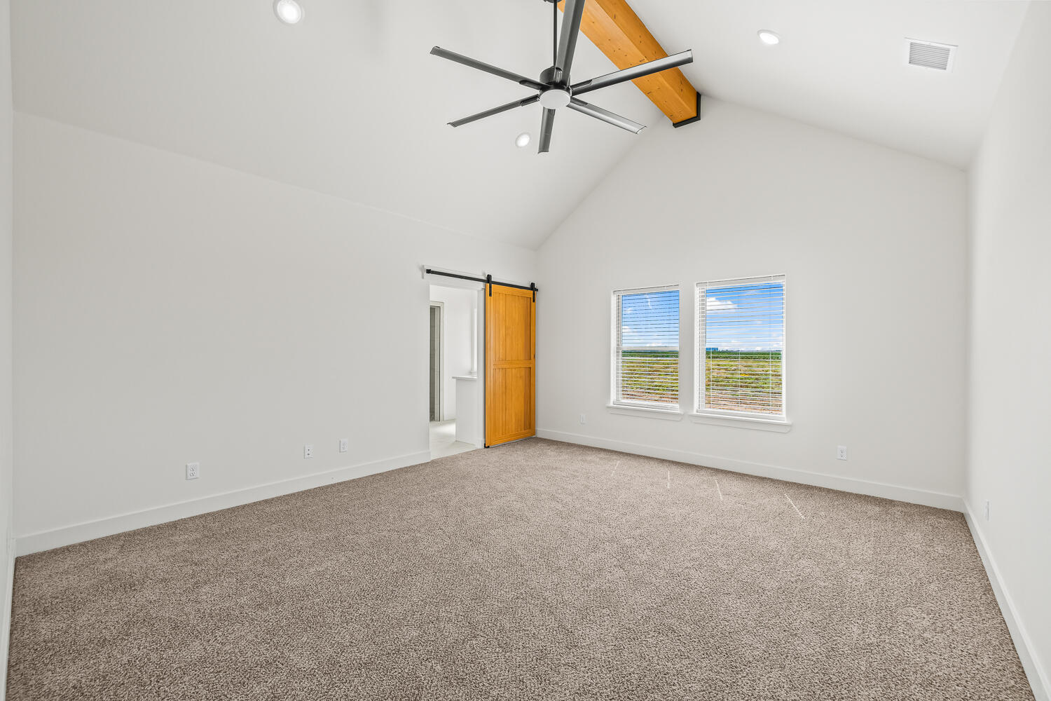 1214 W Hardin