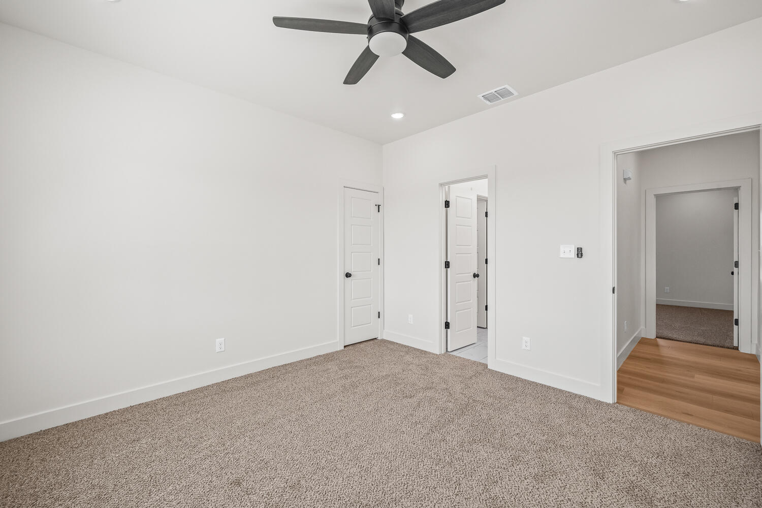 1214 W Hardin