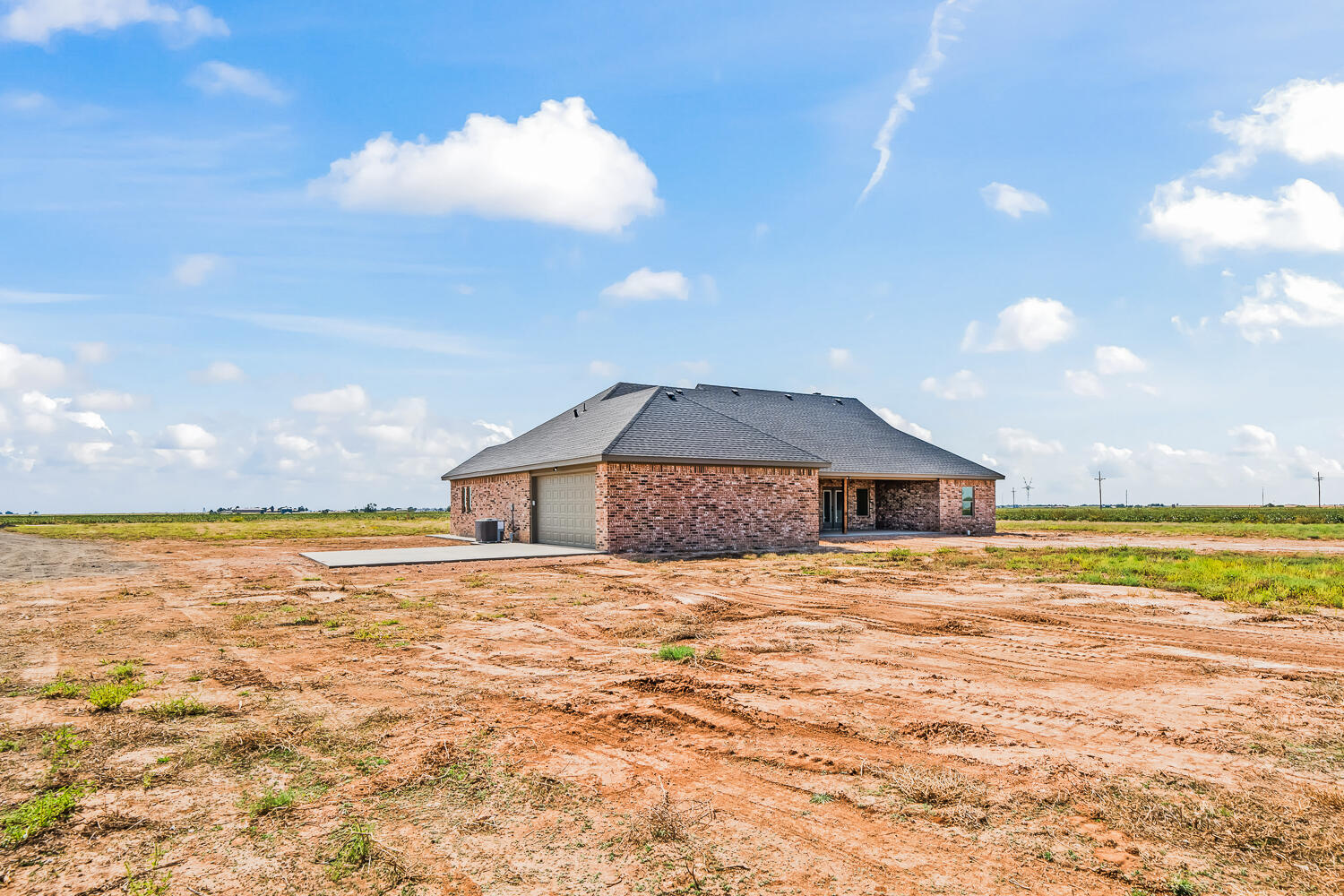 1214 W Hardin