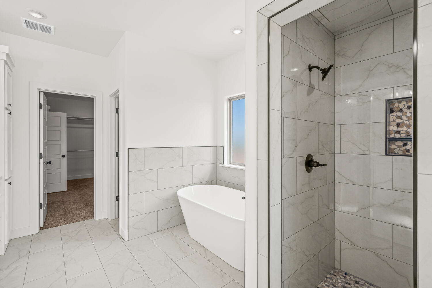 1214 W Hardin