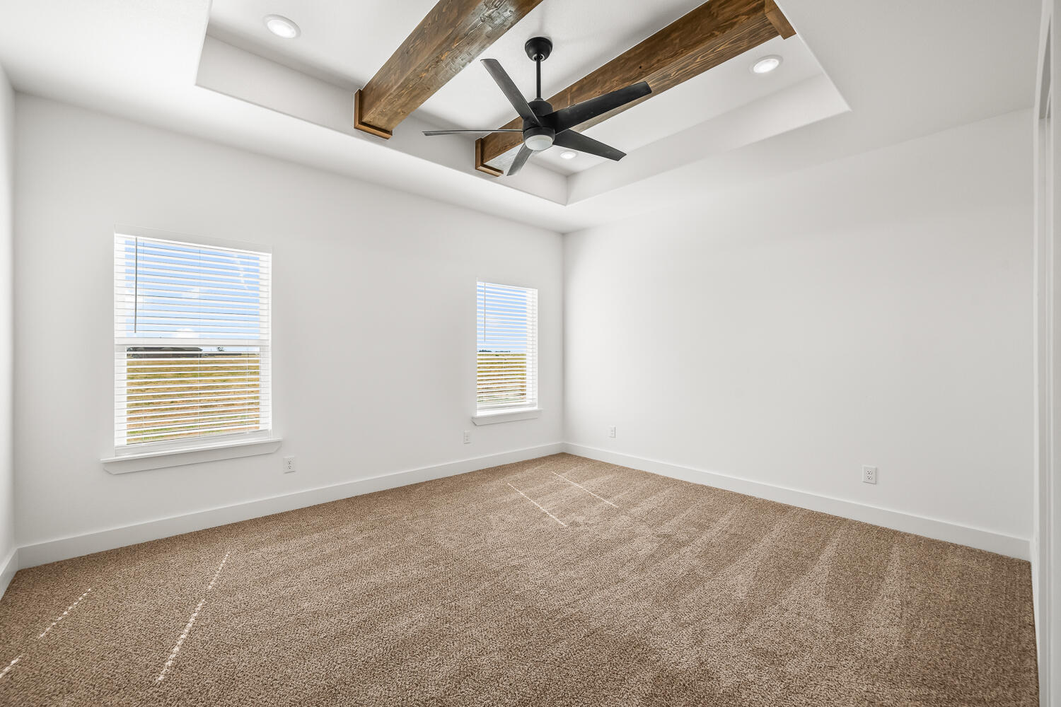 7222 E Woodrow Road, Slaton