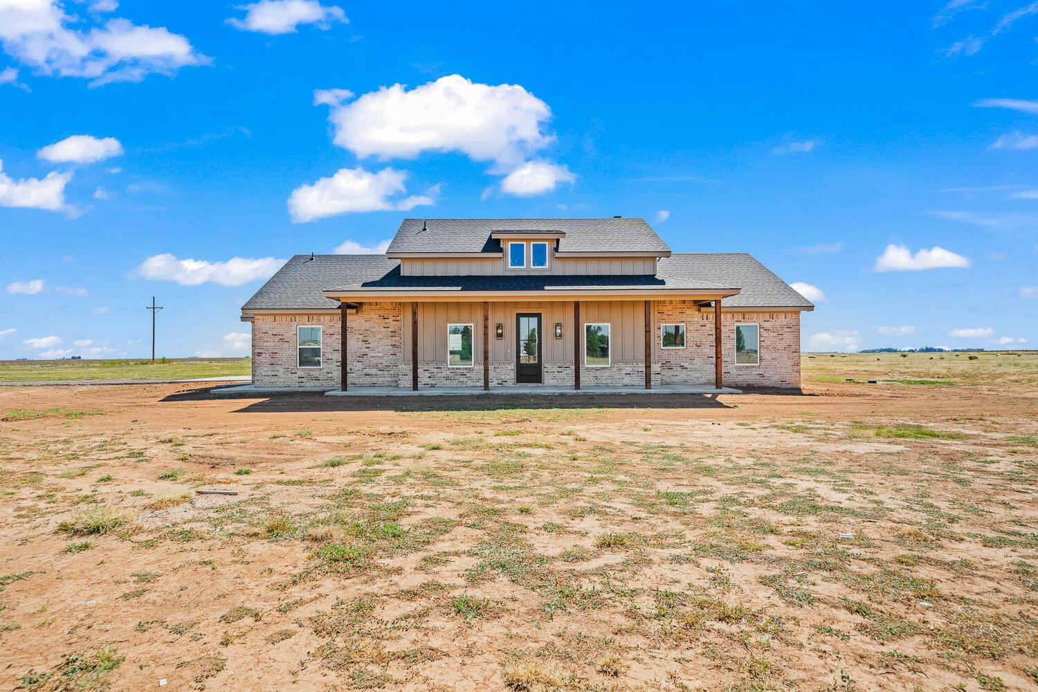 7222 E Woodrow Road, Slaton