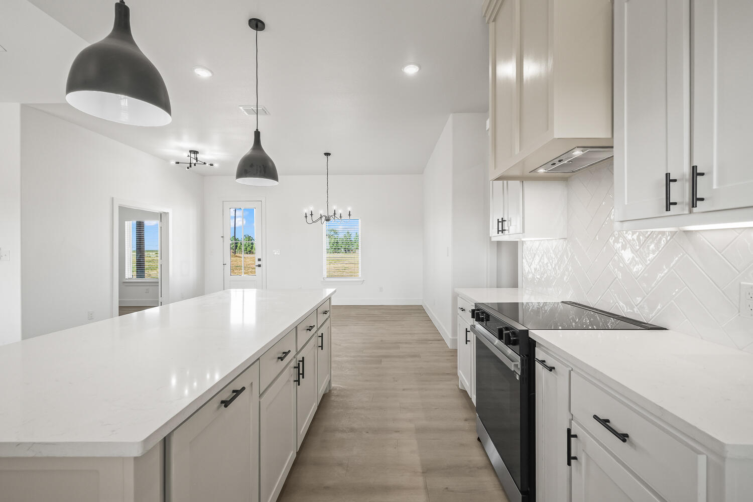 7222 E Woodrow Road, Slaton