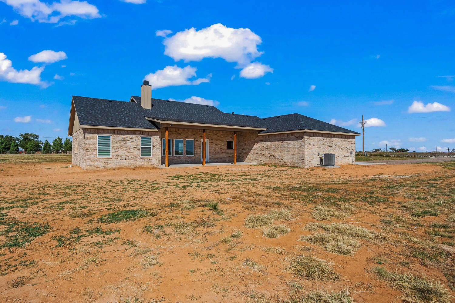 7222 E Woodrow Road, Slaton