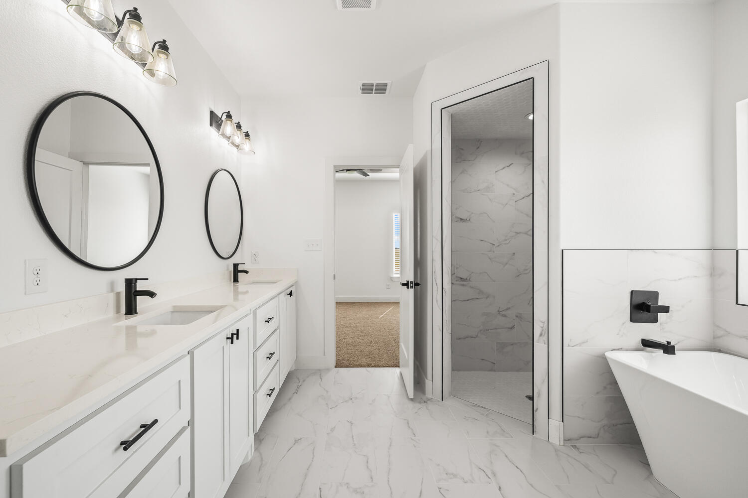 7222 E Woodrow Road, Slaton