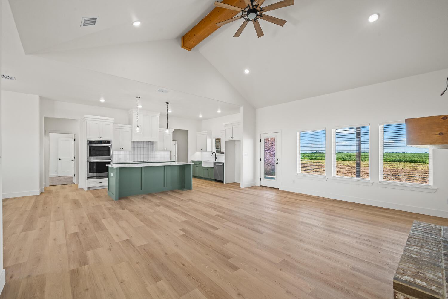 10611 N Farm To Market Rd 1729