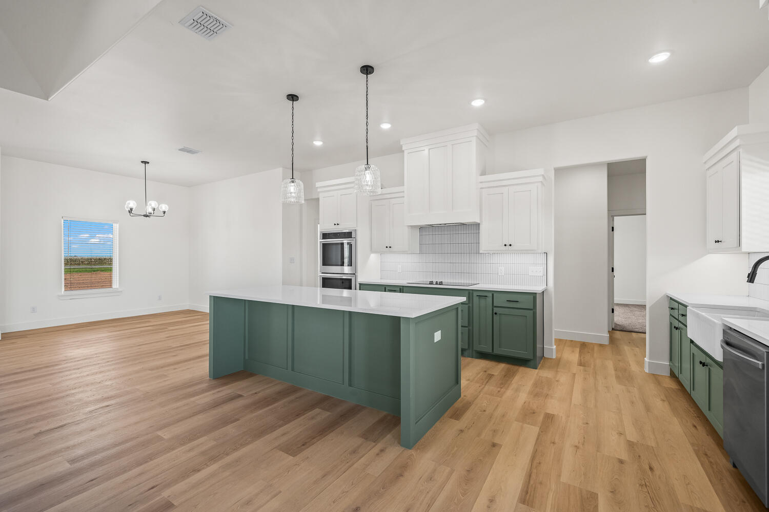 10611 N Farm To Market Rd 1729