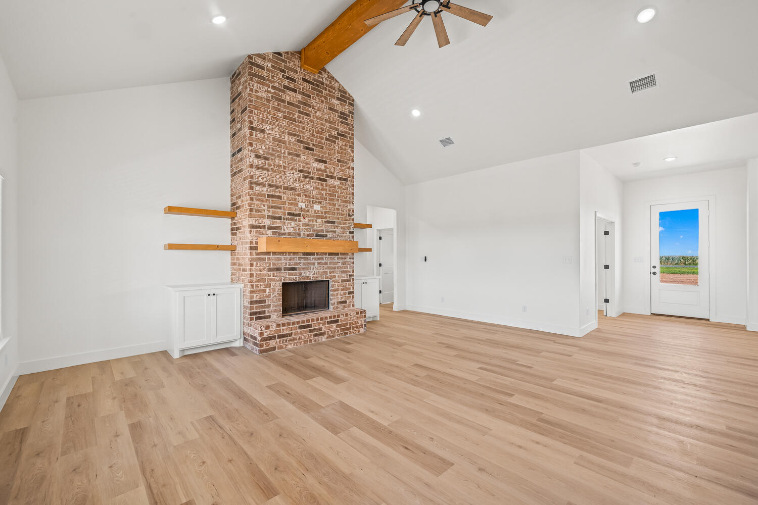 10611 N Farm To Market Rd 1729