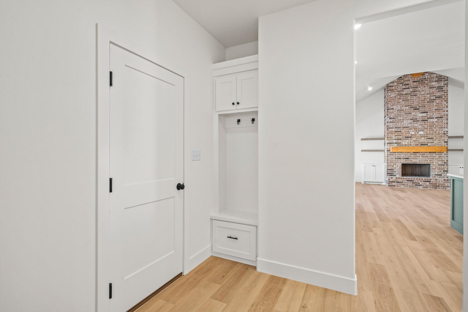 10611 N Farm To Market Rd 1729