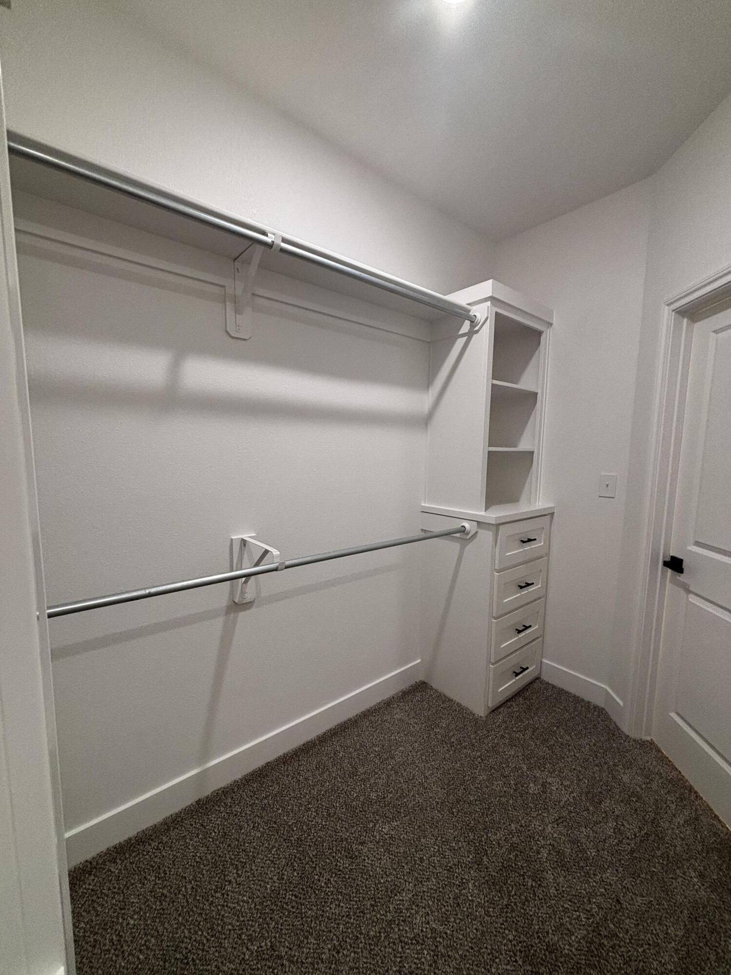 1713 County Road 5500