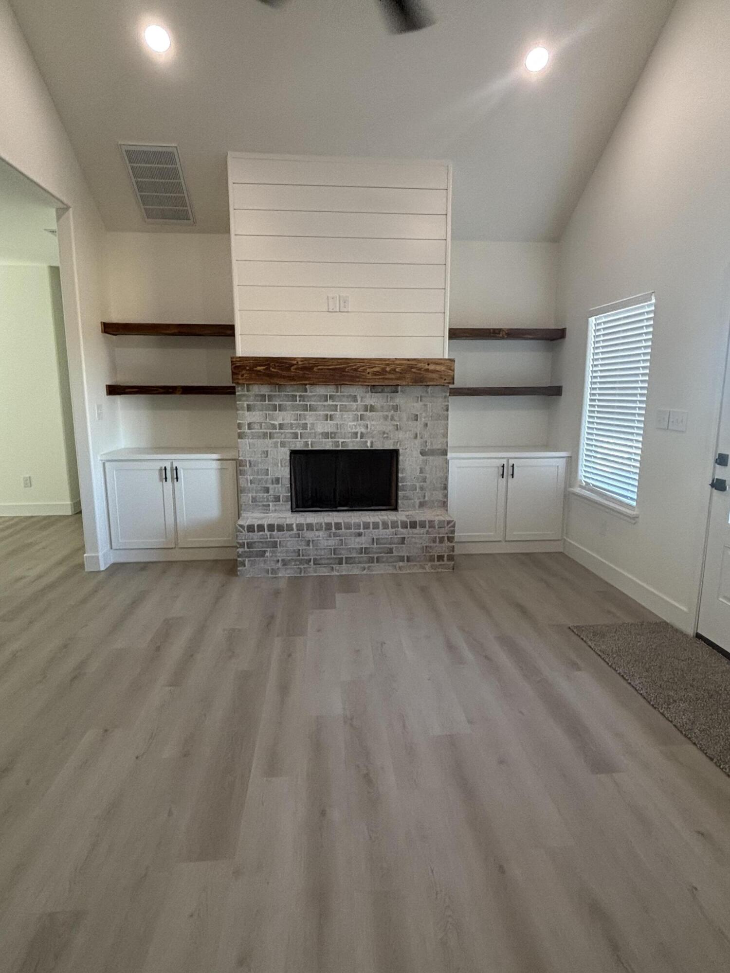 1713 County Road 5500