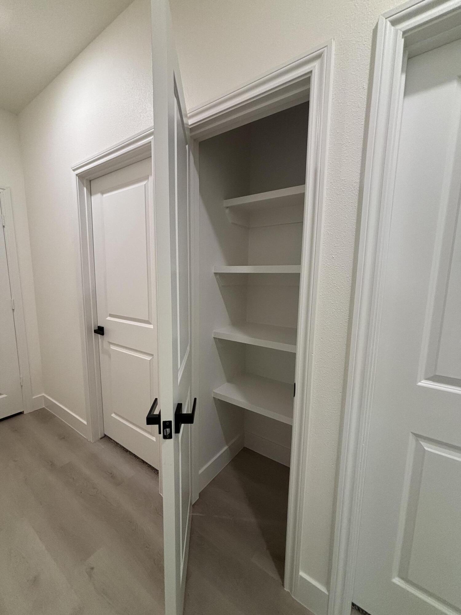 1713 County Road 5500