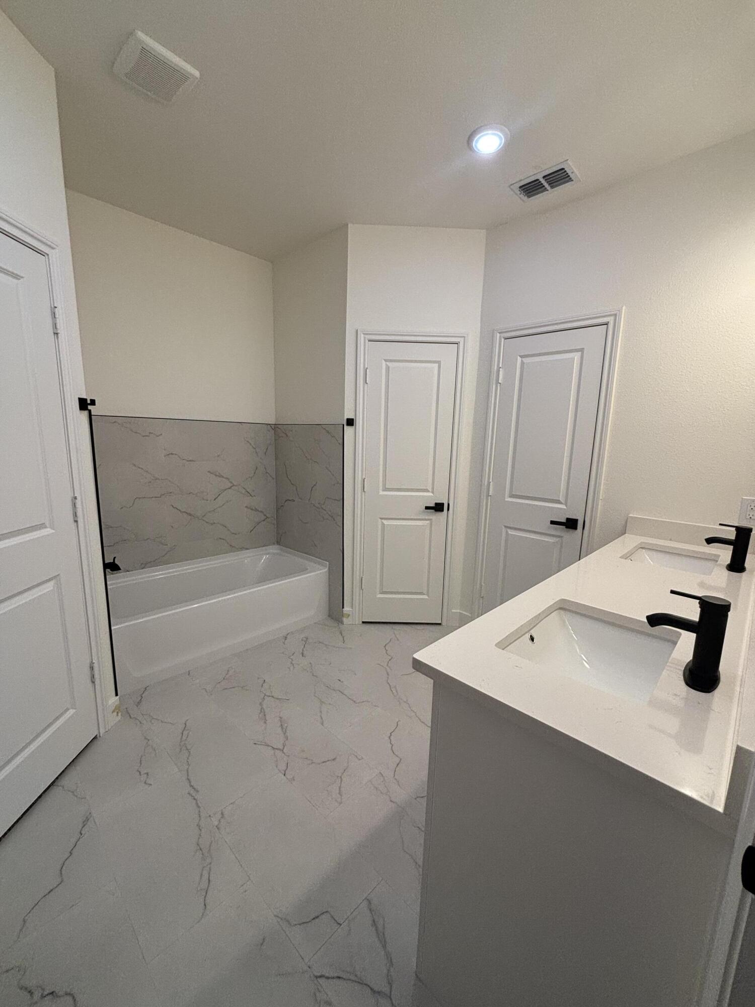 1713 County Road 5500