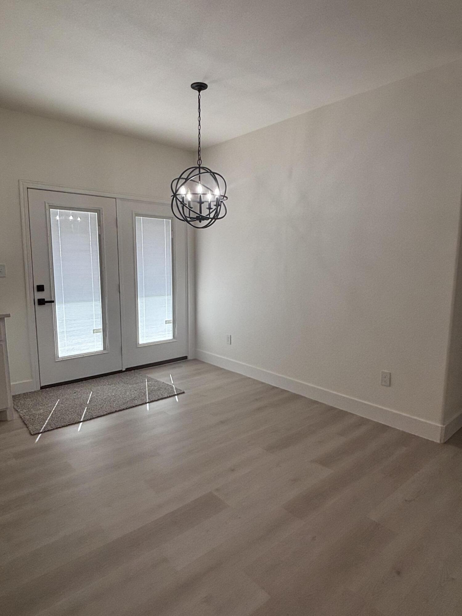 1713 County Road 5500