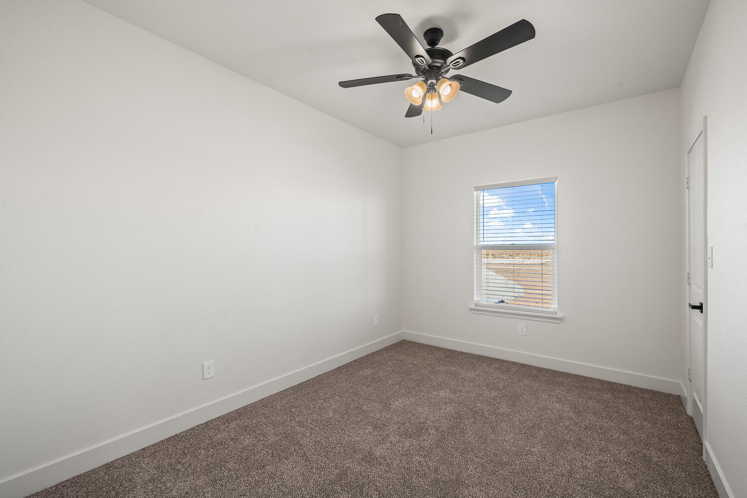 1713 County Road 5500