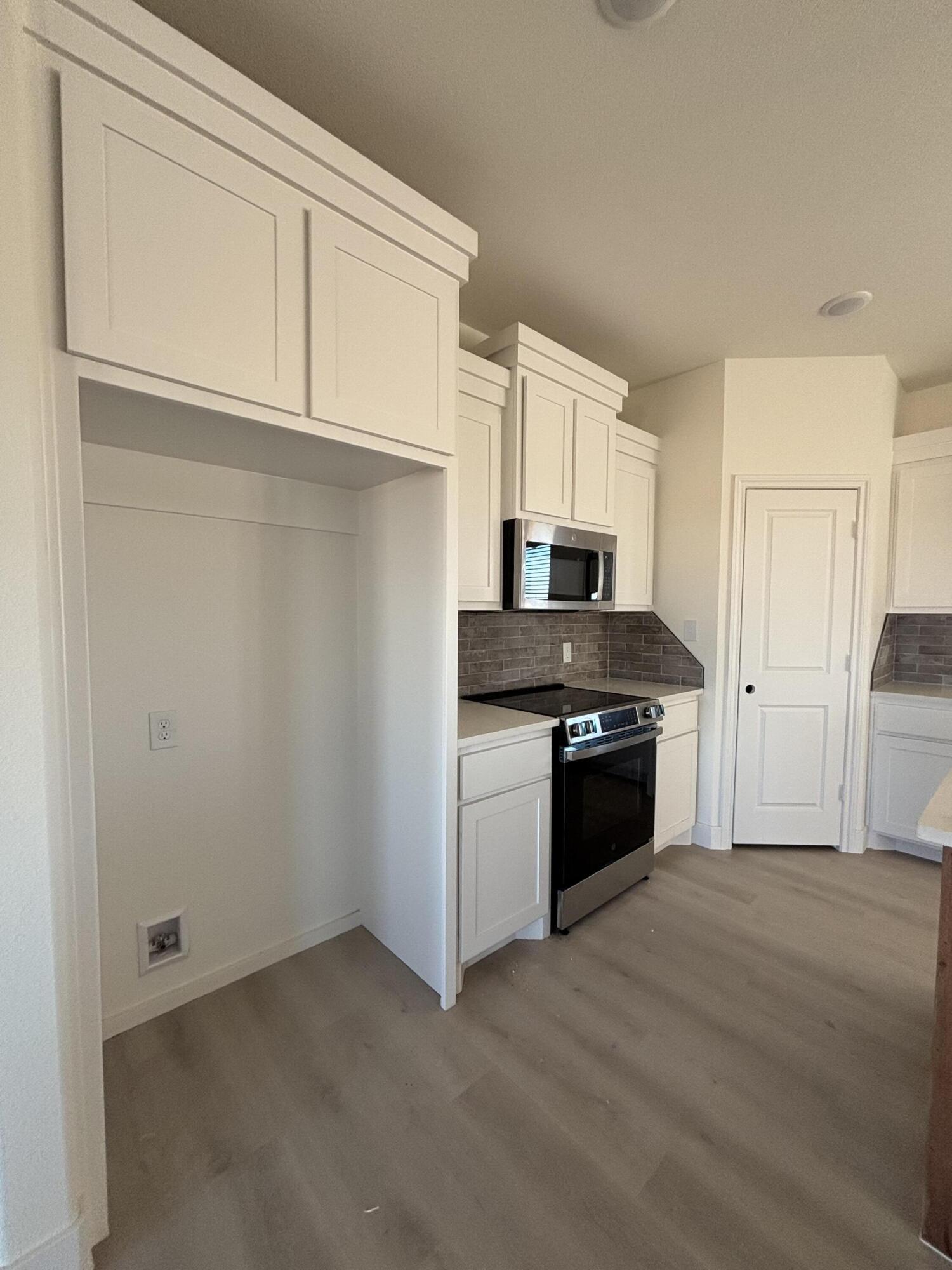 1713 County Road 5500