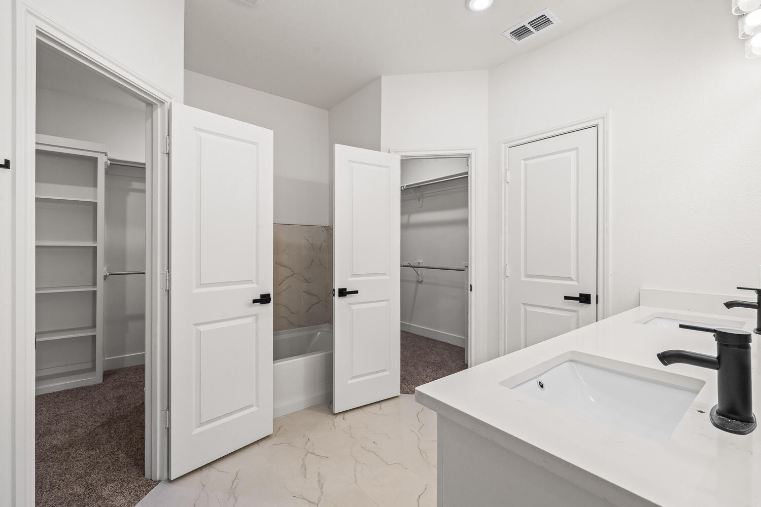 1713 County Road 5500