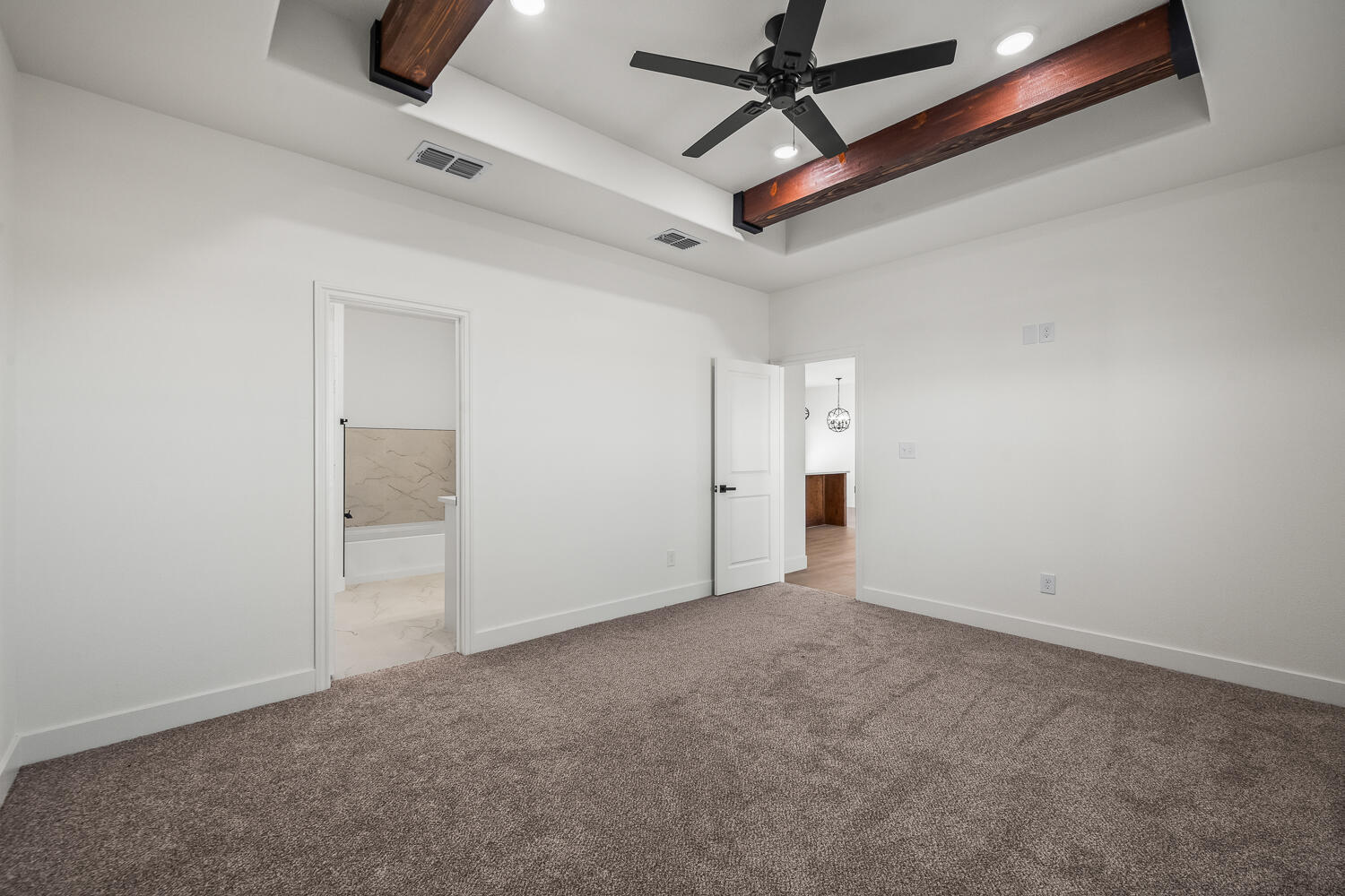 1713 County Road 5500