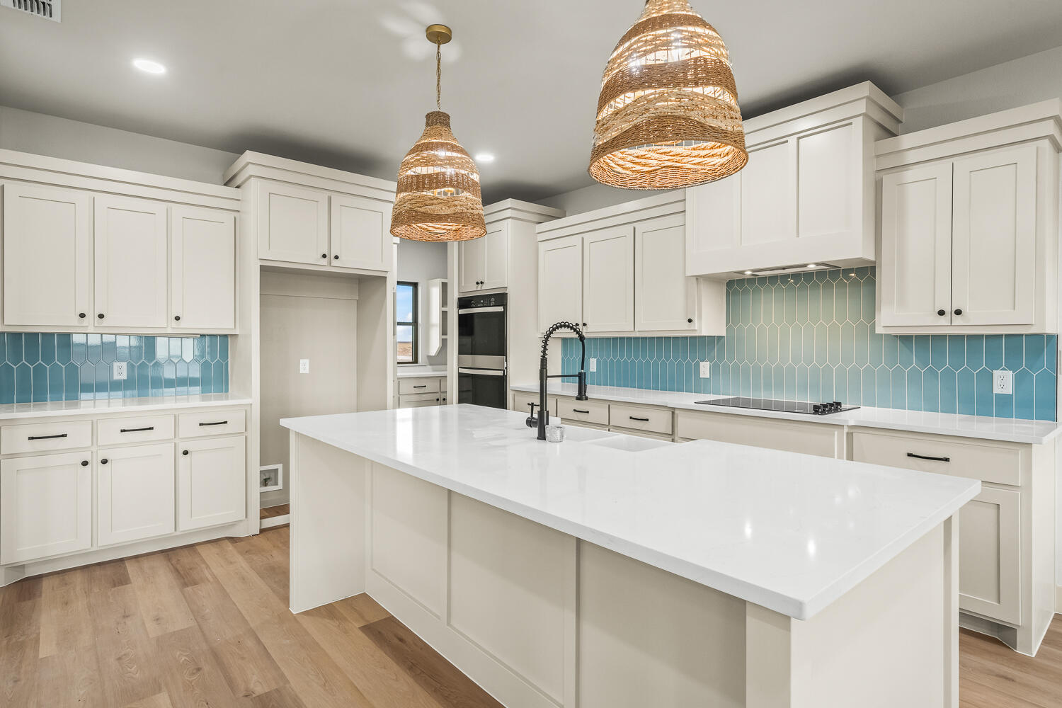 5603 County Road 6100