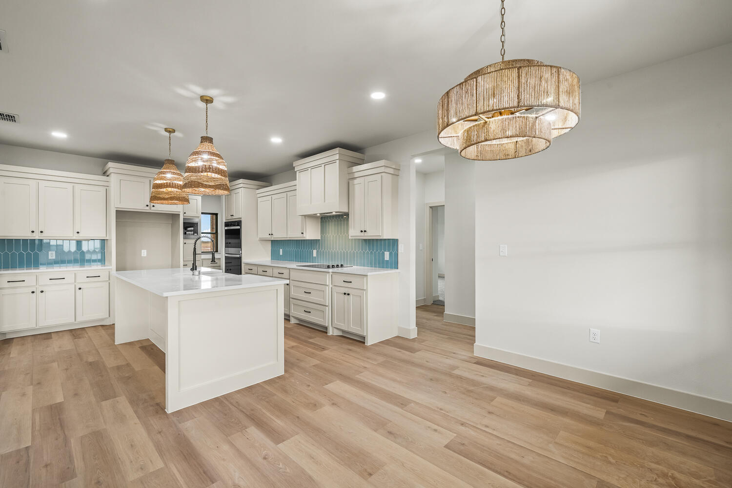 5603 County Road 6100