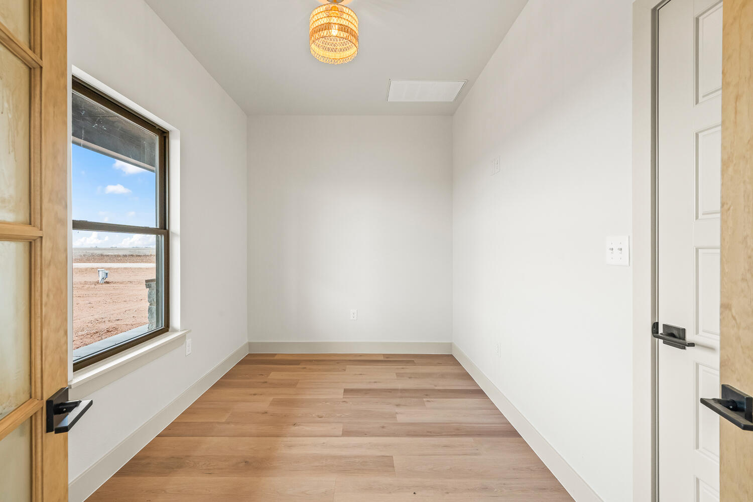 5603 County Road 6100