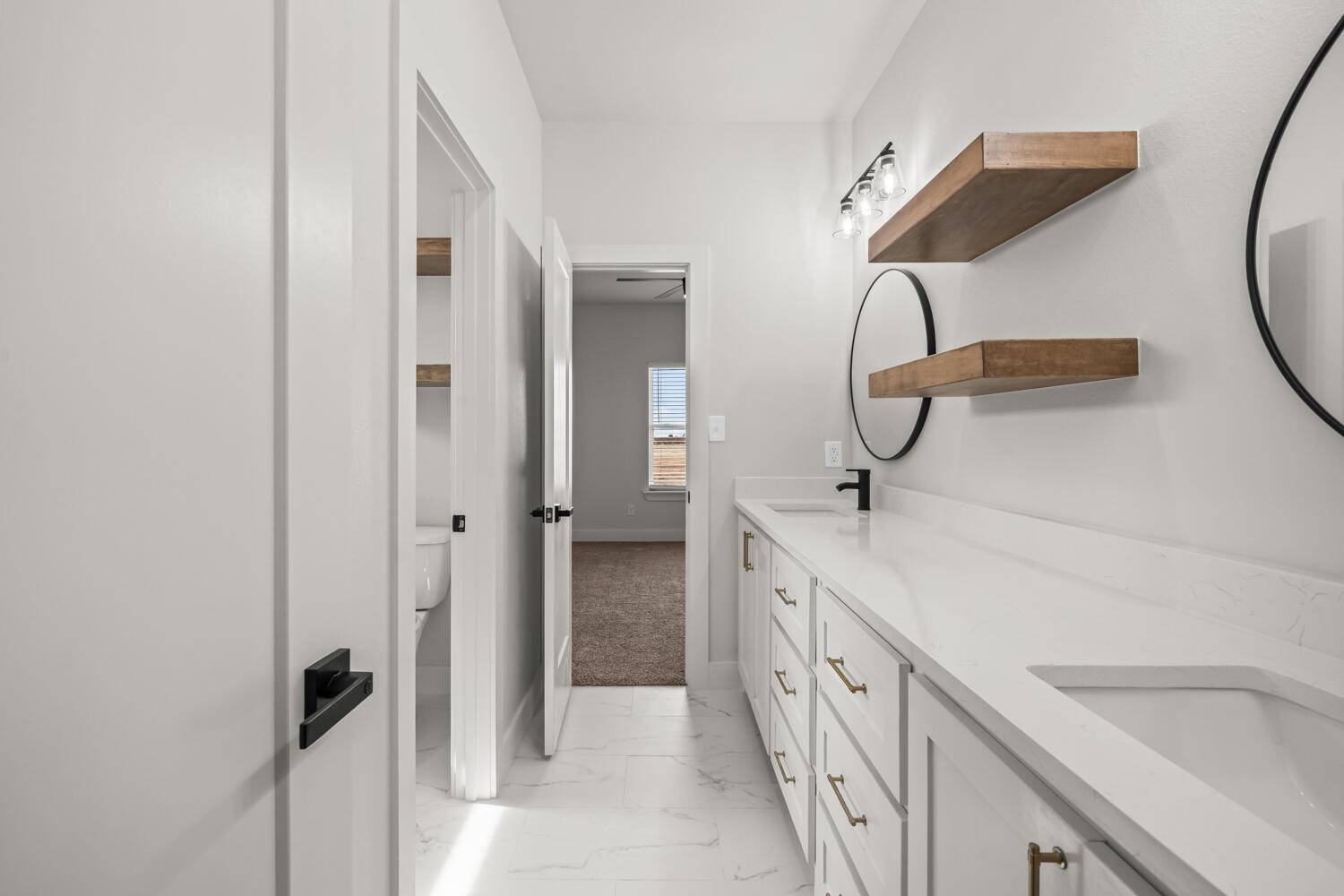 9425 County Road 5300