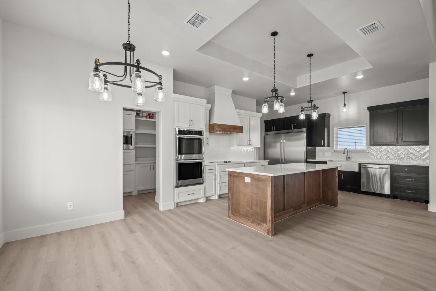 9425 County Road 5300