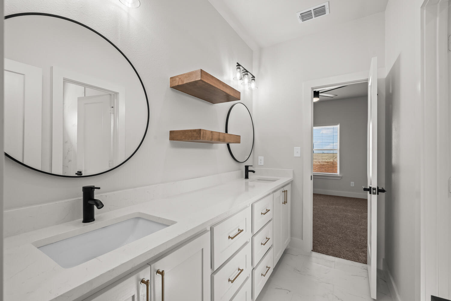 9425 County Road 5300