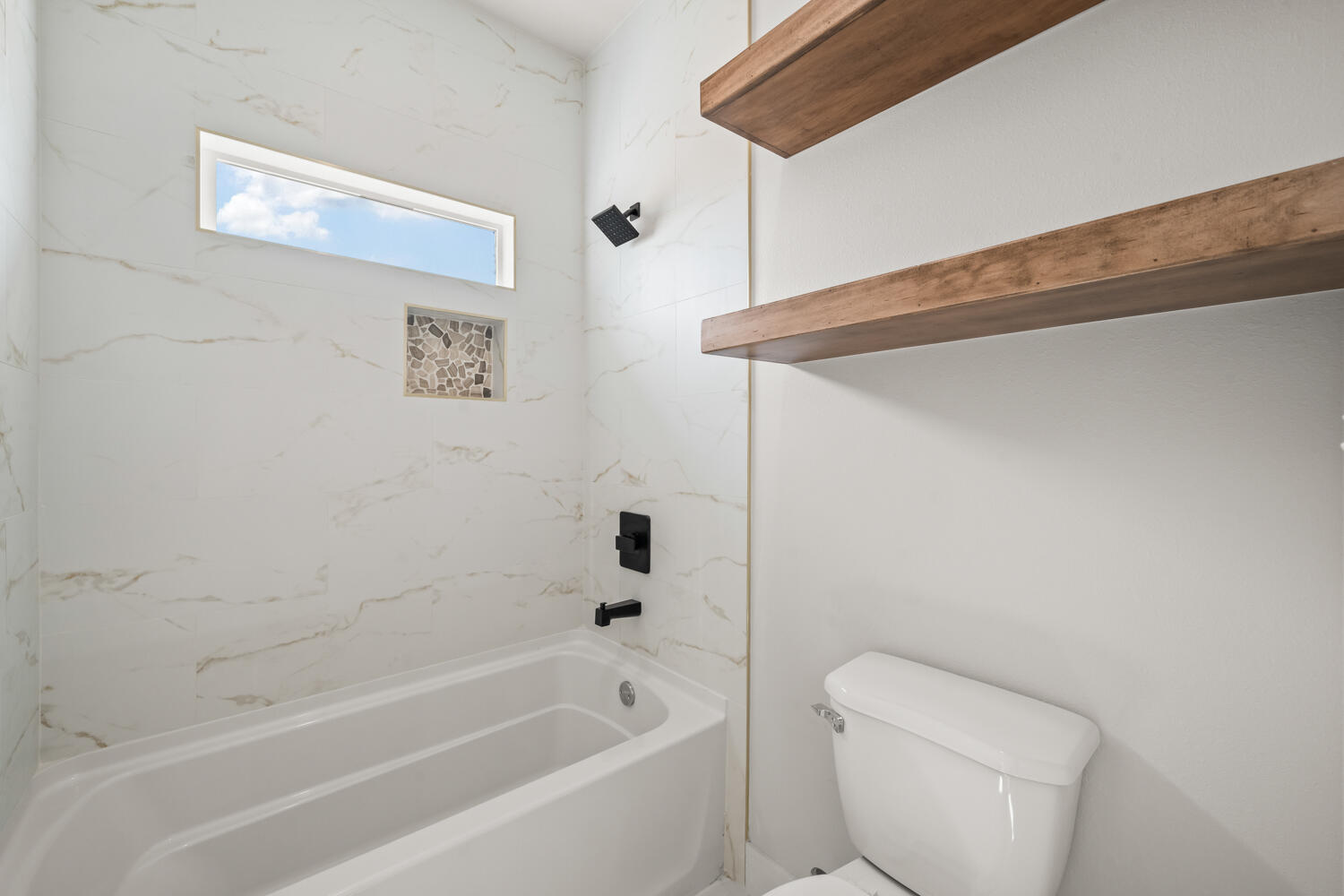 9425 County Road 5300