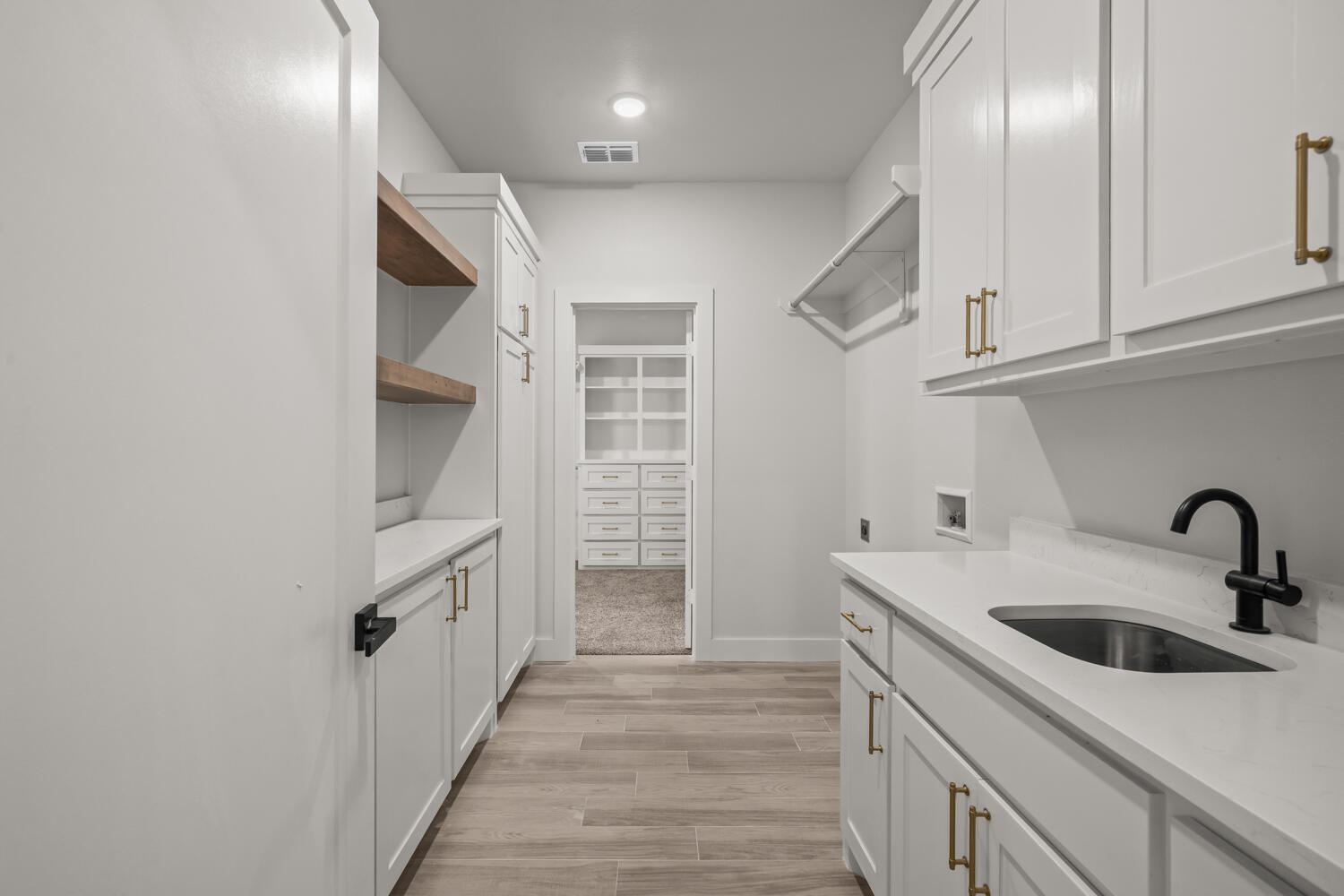 9425 County Road 5300