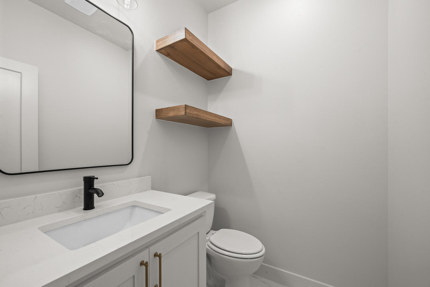 9425 County Road 5300