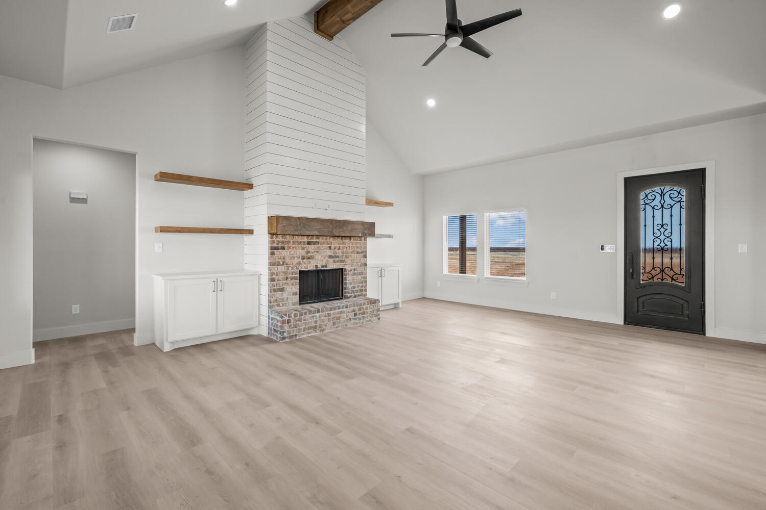 9425 County Road 5300