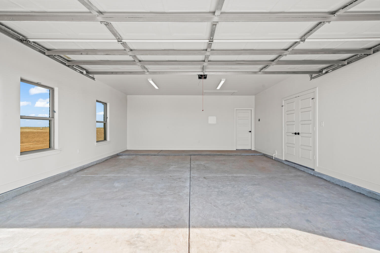 5601 County Road 6100