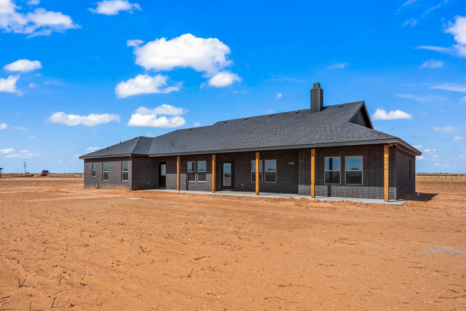 5601 County Road 6100