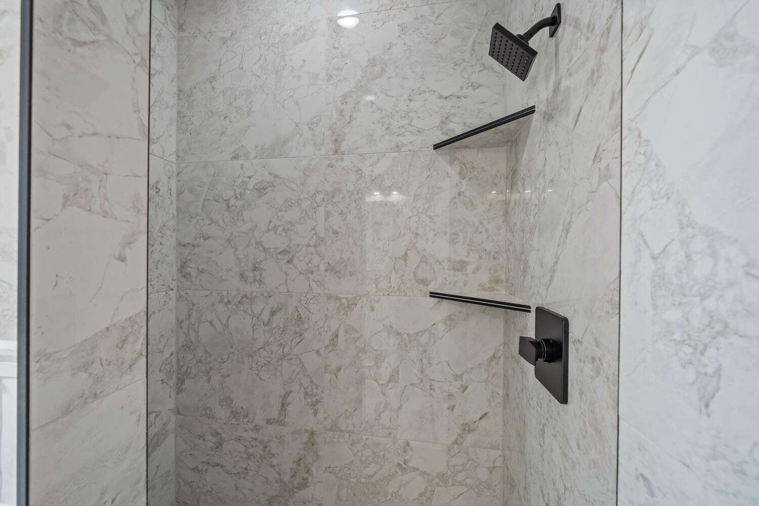 5601 County Road 6100