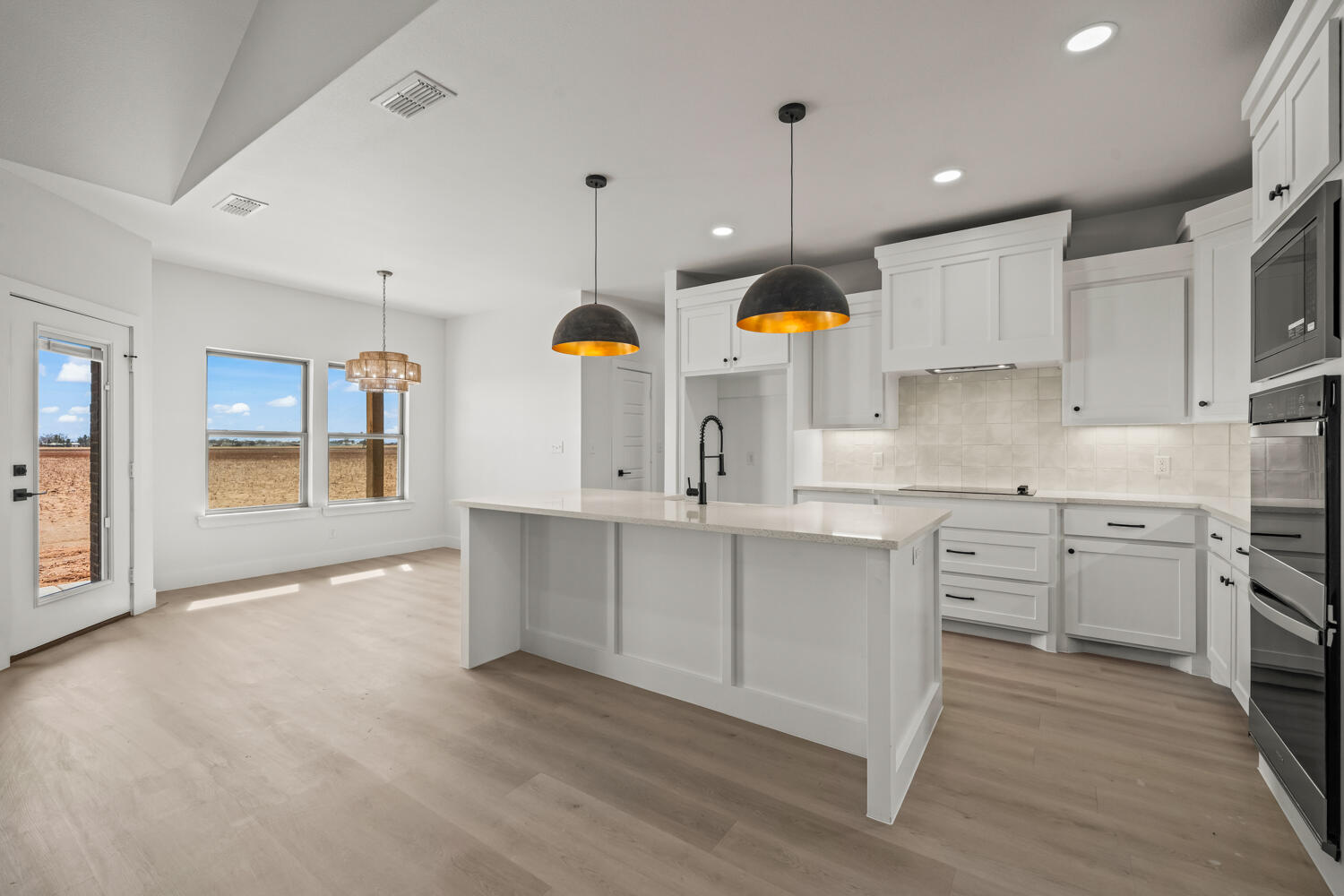 5601 County Road 6100