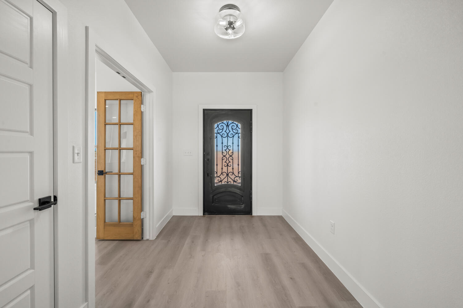 5601 County Road 6100