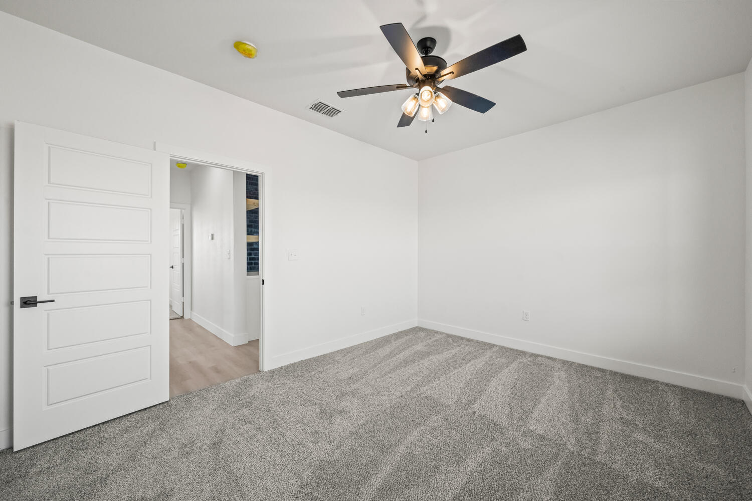 5601 County Road 6100