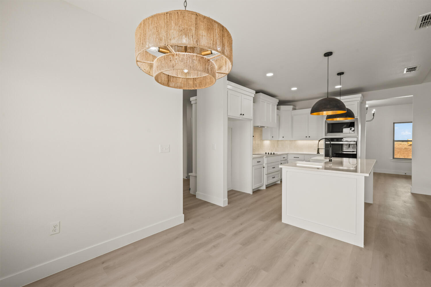 5601 County Road 6100