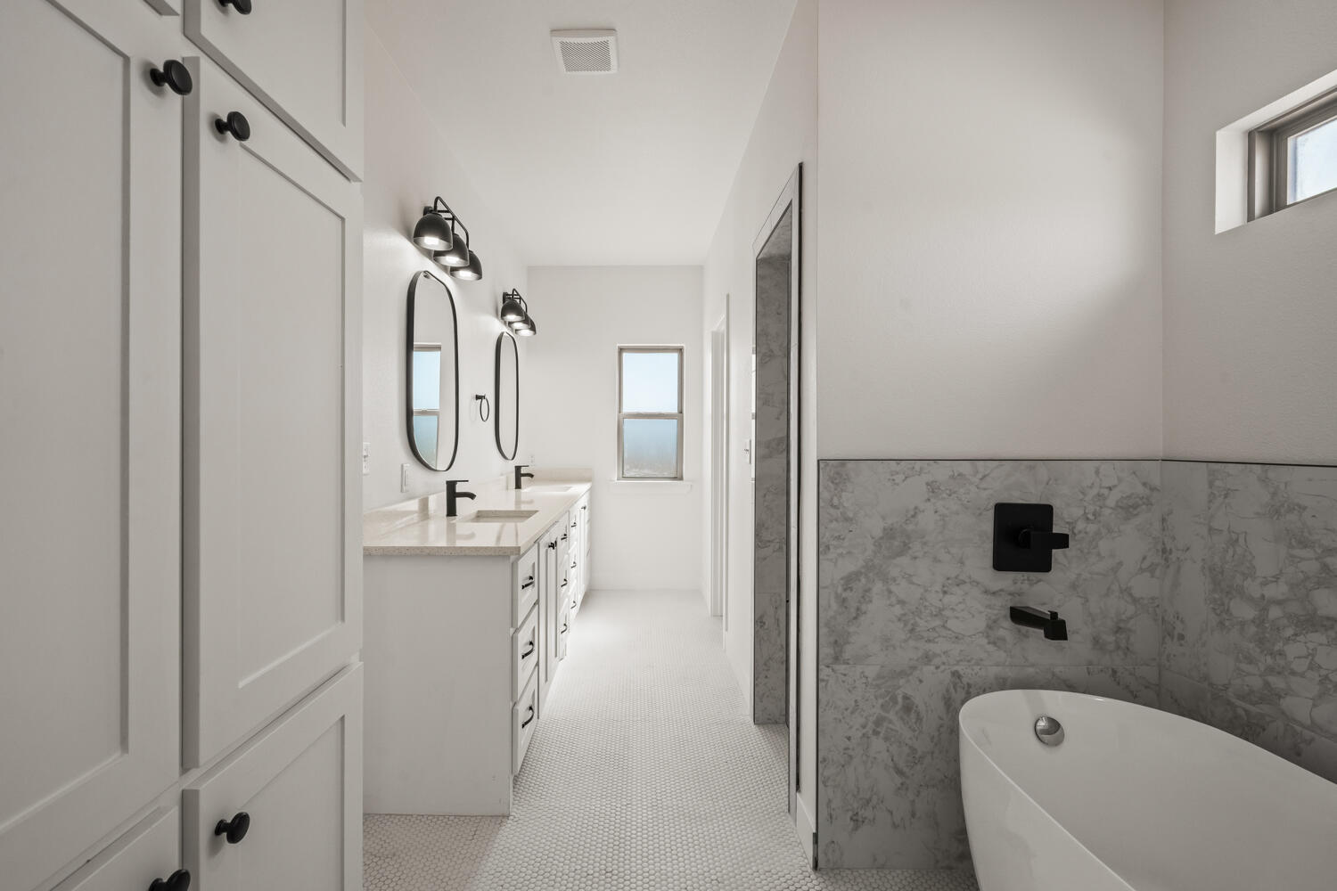 5601 County Road 6100