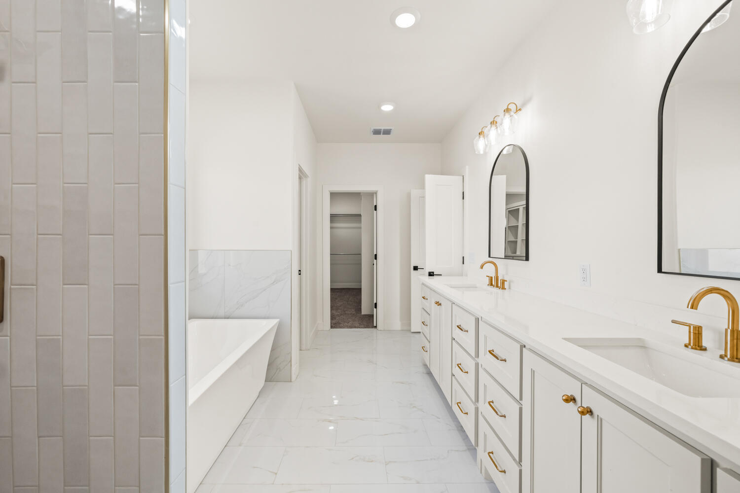 4123 County Road 7900