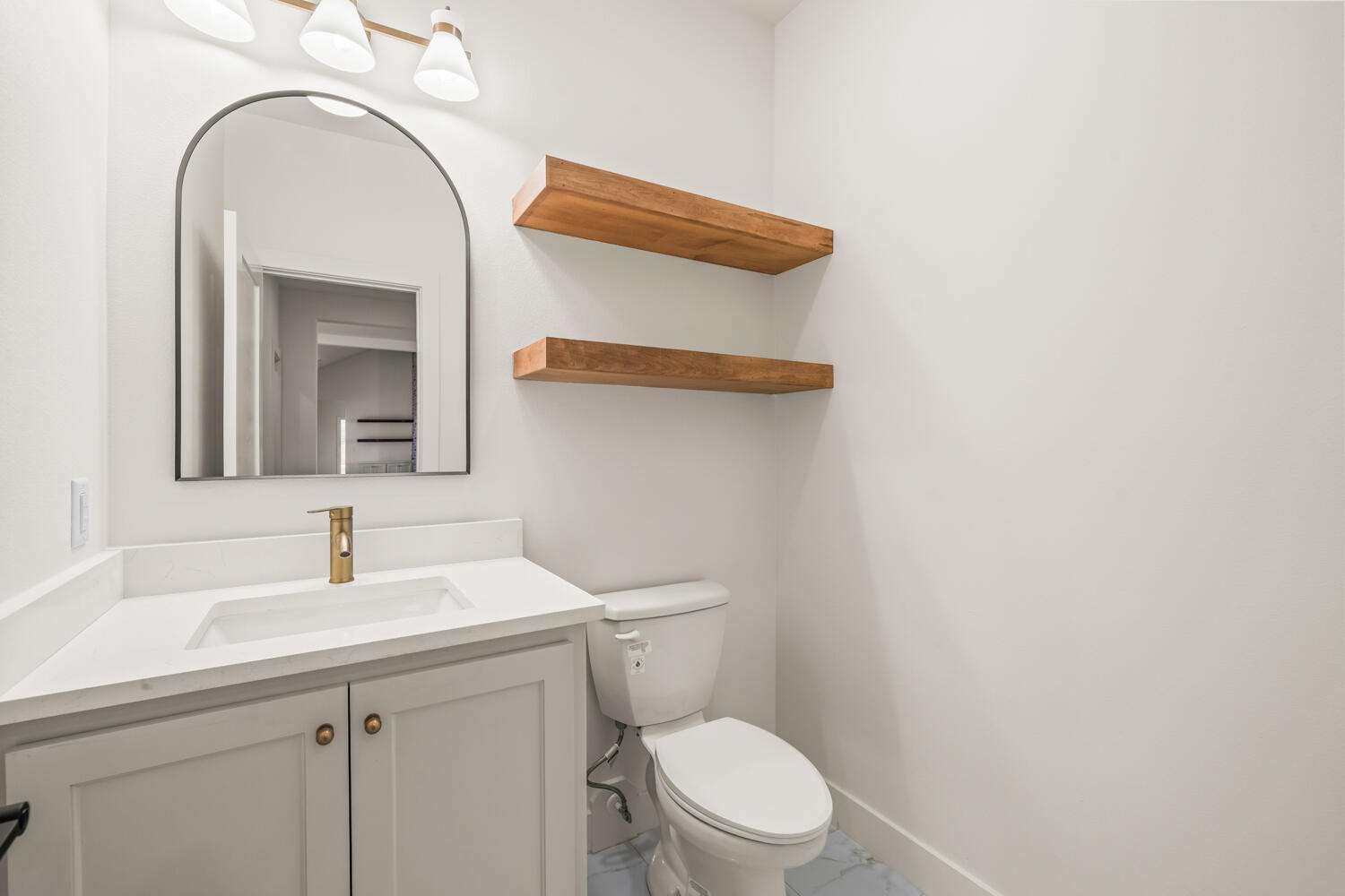 4123 County Road 7900