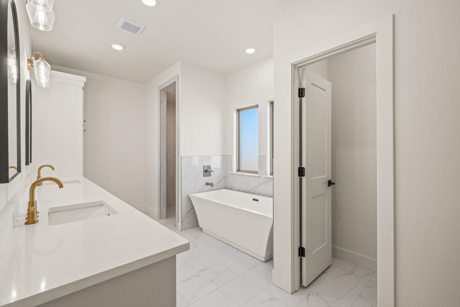 4123 County Road 7900