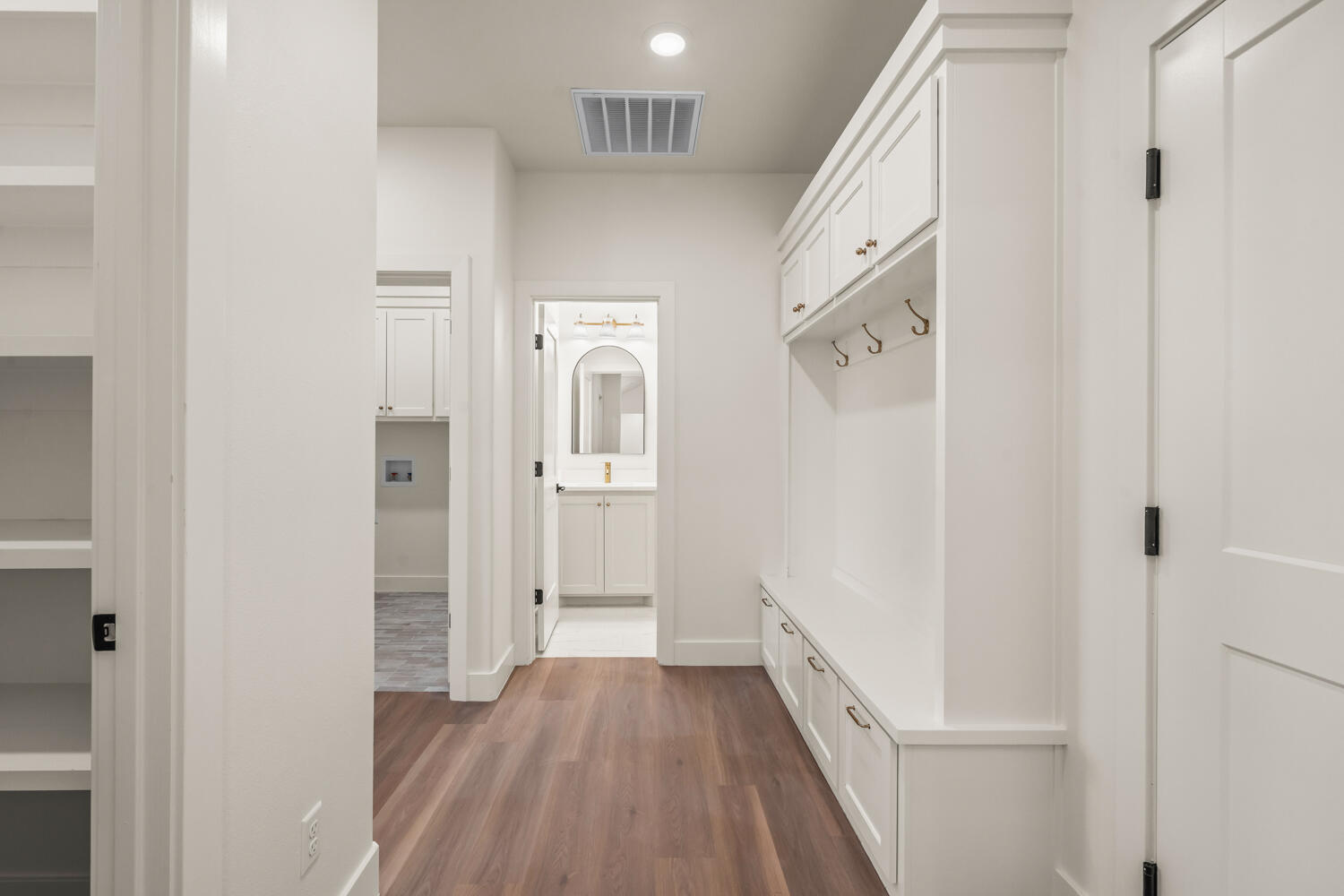 4123 County Road 7900